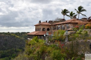 Altos de Chavon - miasto z koralowca