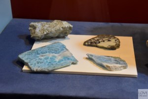 Larimar czyli dominikański "bursztyn"