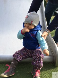 Ola na placu zabaw w Hyde Parku