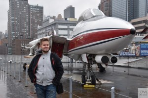 na lotniskowcu Intrepid