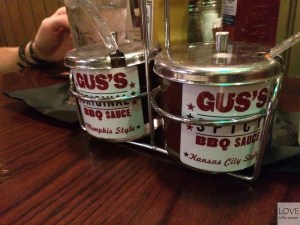 sosy w Gus's Barbeque