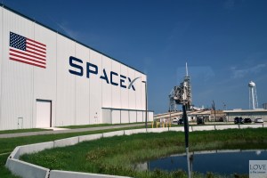 Spacex i ich platforma do wystrzeliwania rakiet