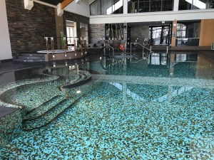 basen główny w Hotelu Marina Club